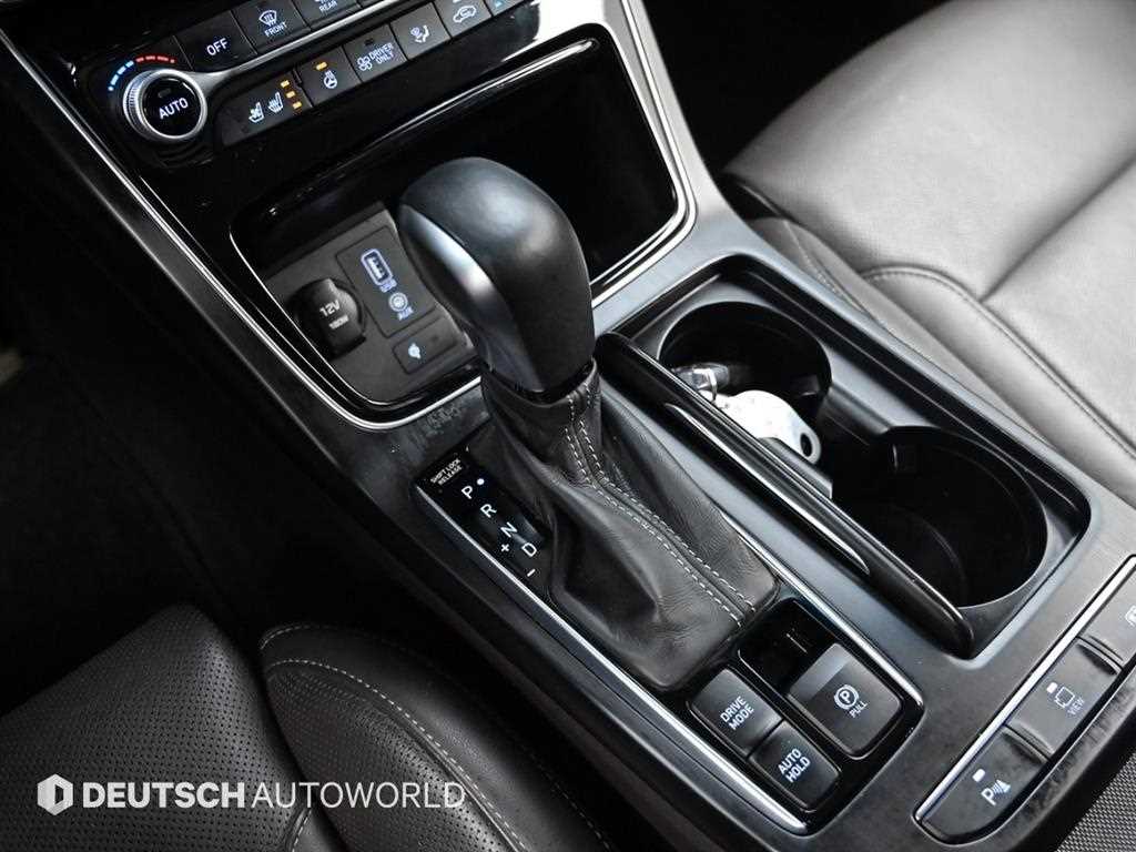 HYUNDAI Grandeur - Vista 9
