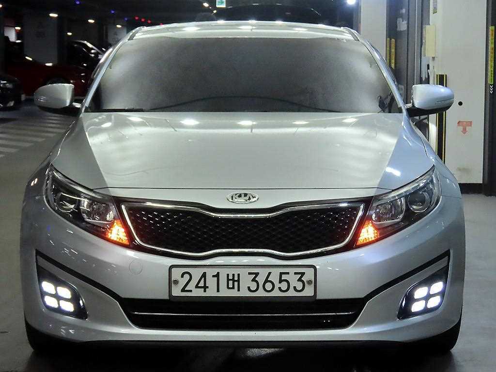 KIA K5 - Vista 2