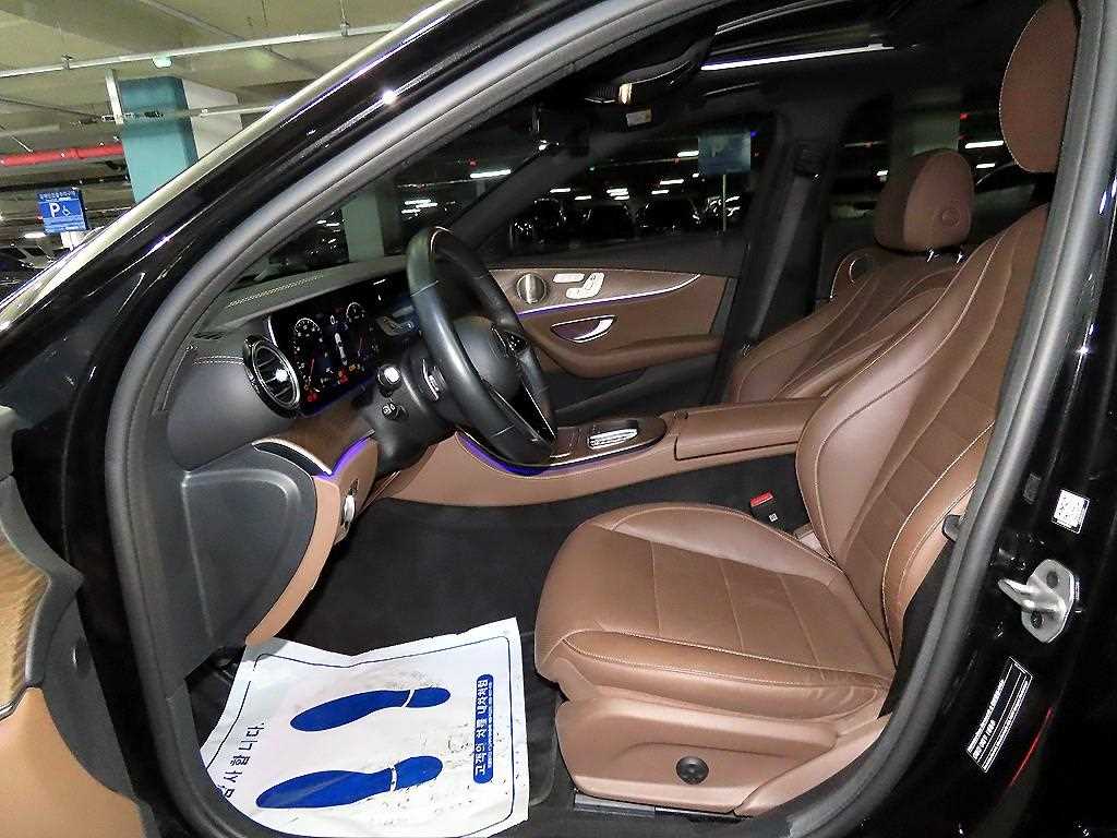 Mercedes Benz E class - Vista 6