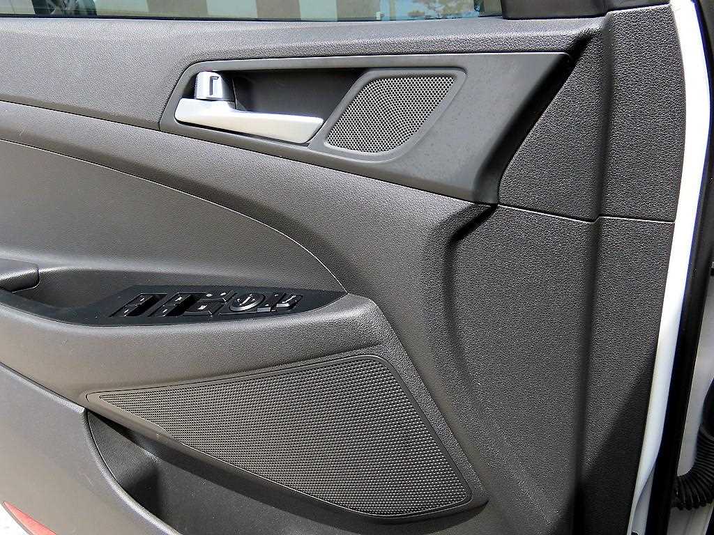 HYUNDAI Tucson - Vista 11