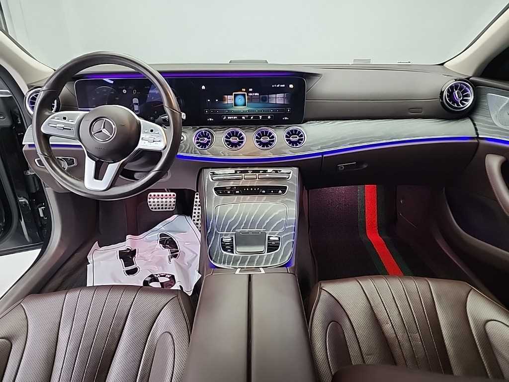 Mercedes Benz CLS Class - Vista 7