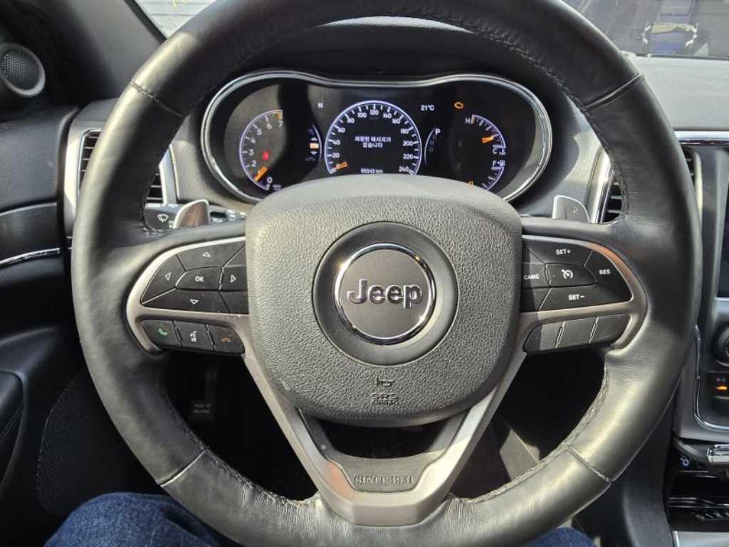 Jeep Cherokee - Vista 9