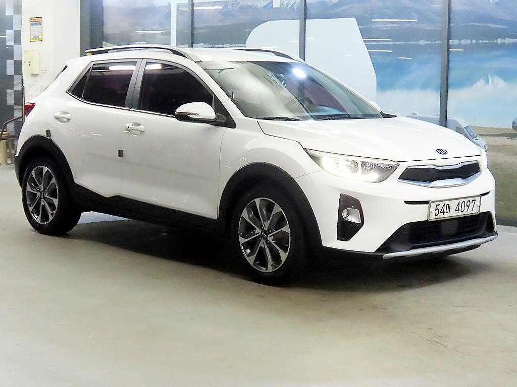 KIA Stonic 2019 Blanco - Importación desde Corea - HF Imports Iquique - Foto 1