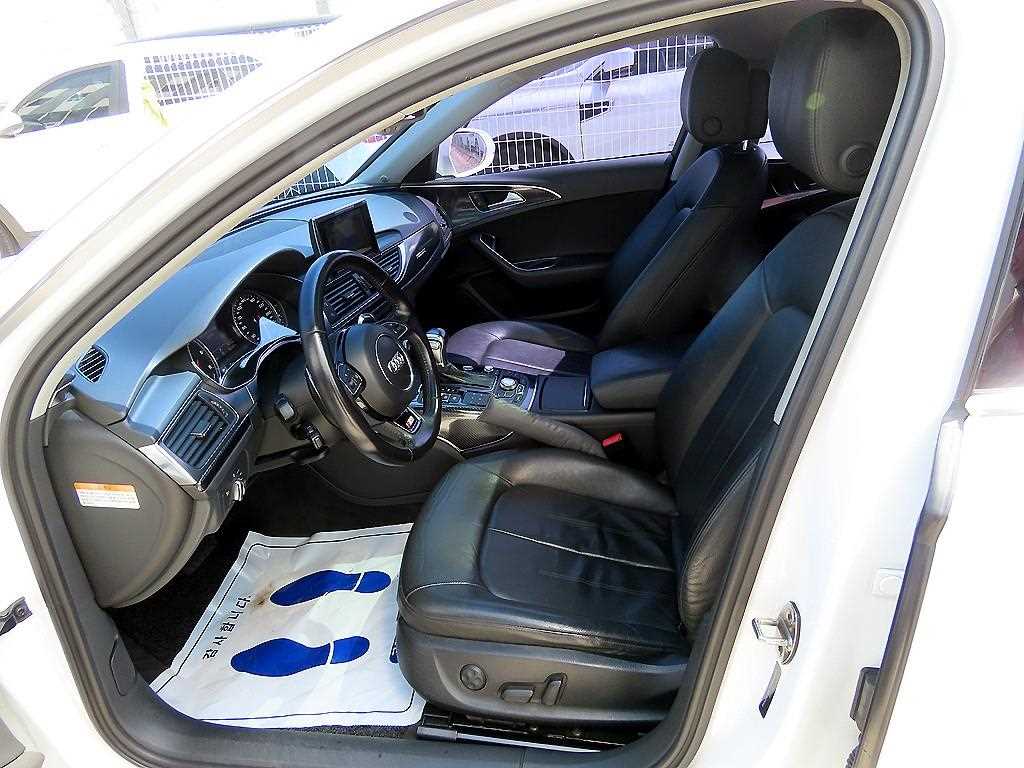 Audi A6 - Vista 5