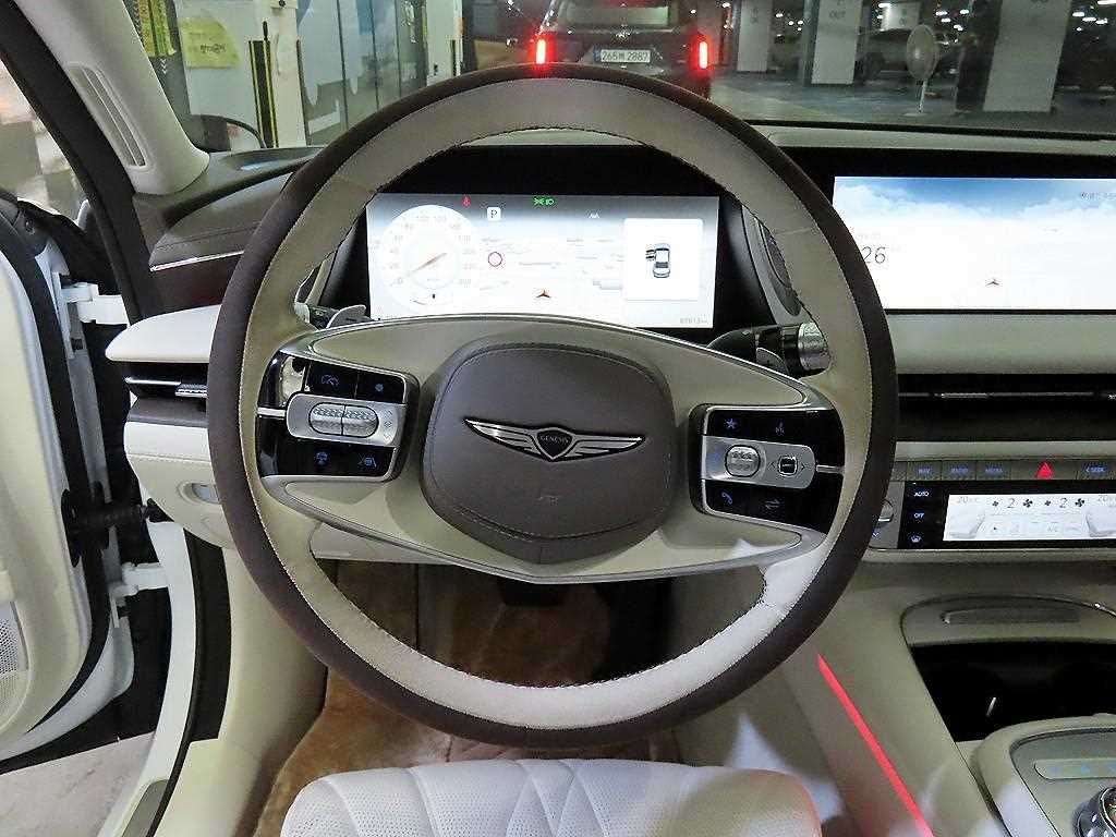 Genesis G90 - Vista 8
