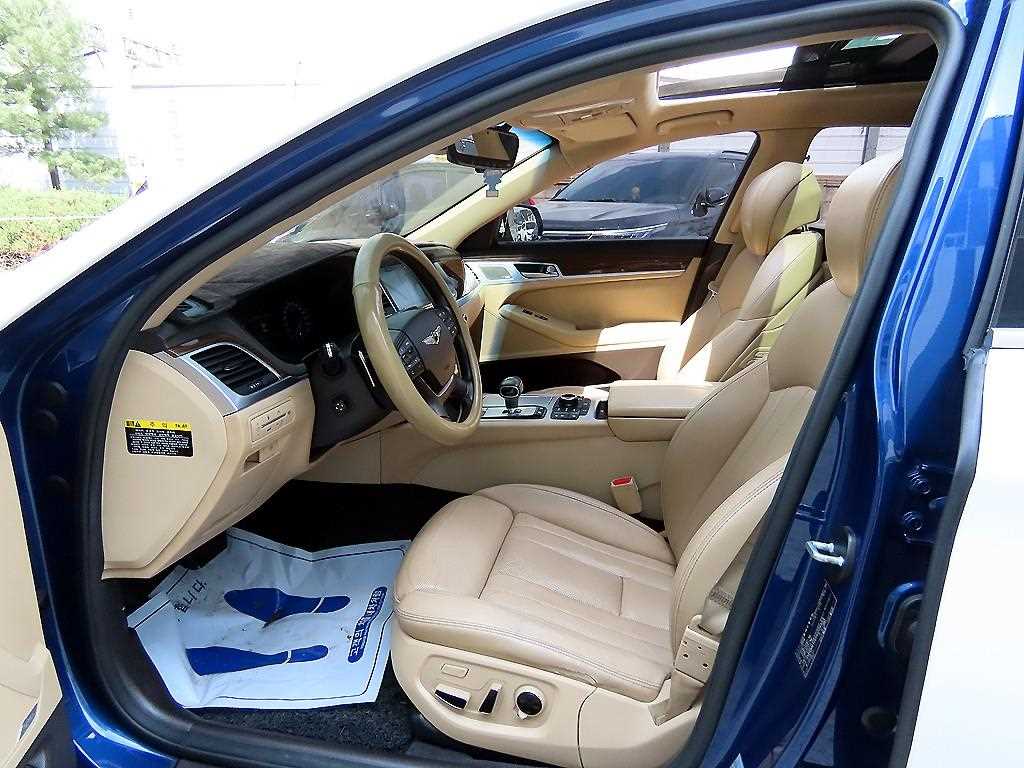 Genesis G80 - Vista 6