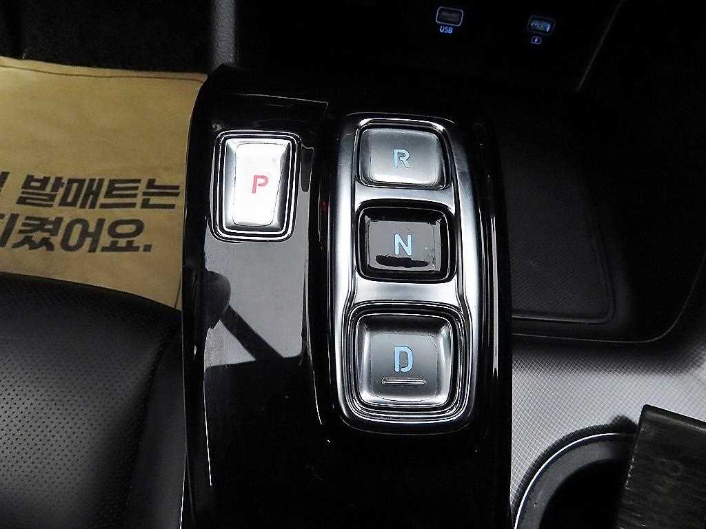 HYUNDAI Sonata - Vista 10