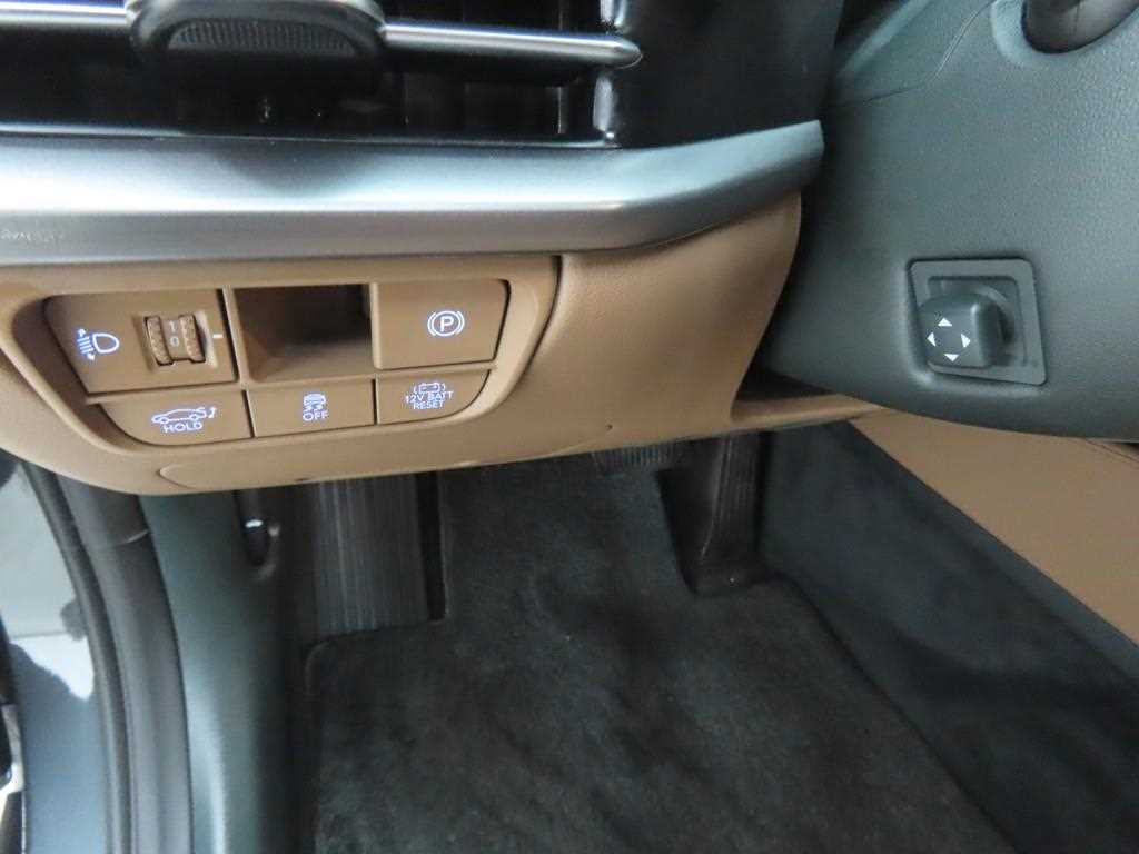 HYUNDAI Grandeur - Vista 10