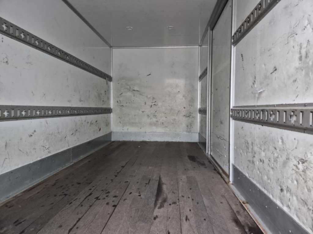 medium and large cargo truck - Vista 7