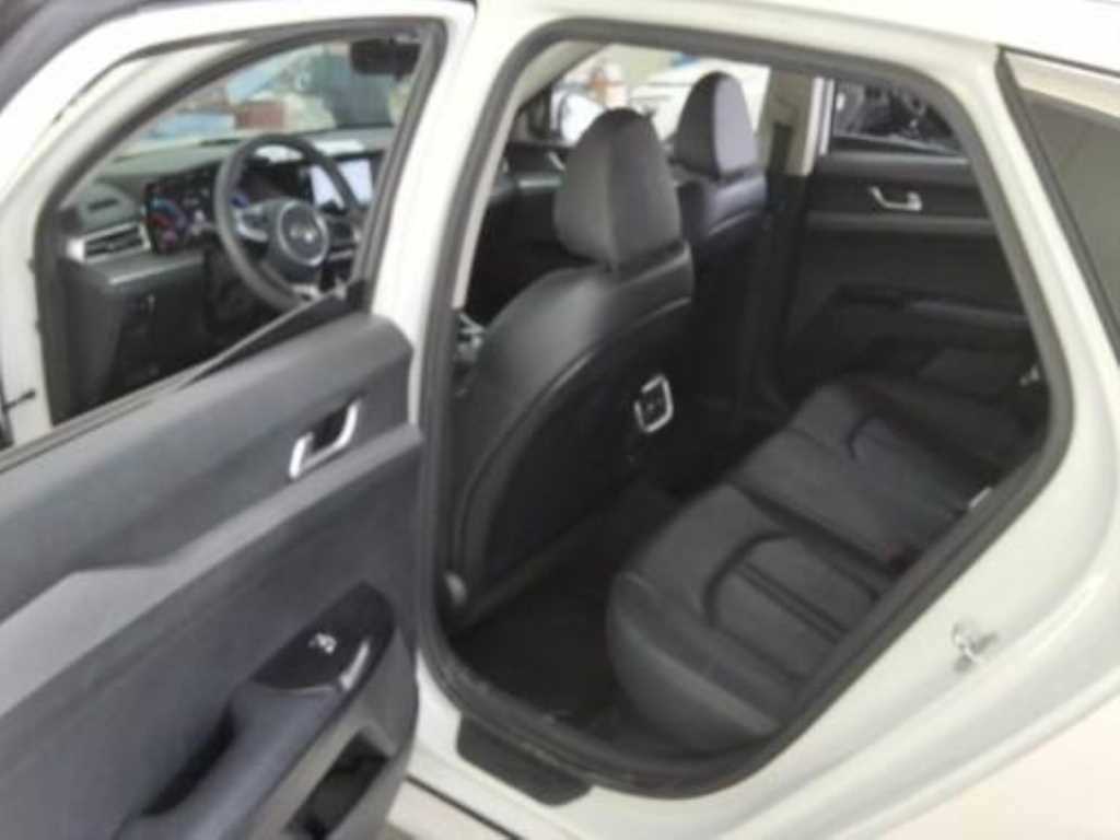 KIA K5 - Vista 8