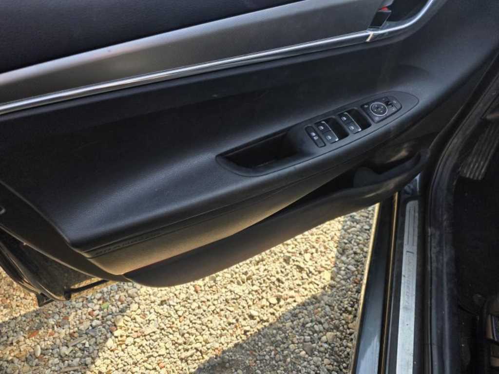 HYUNDAI Grandeur - Vista 4
