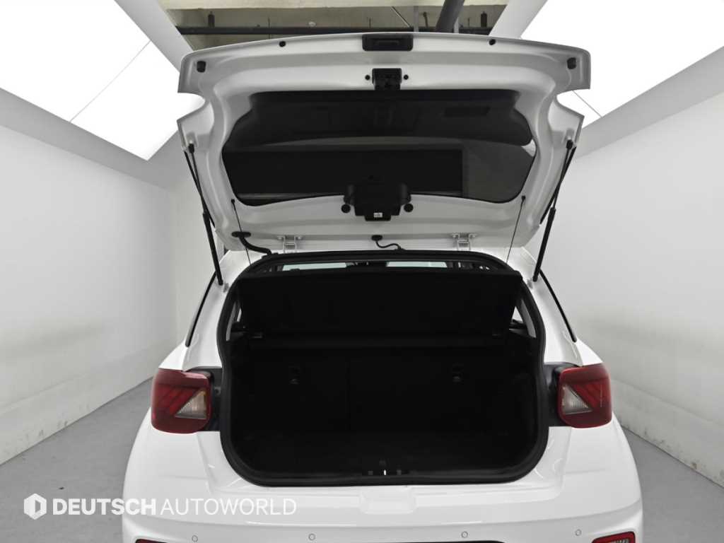 HYUNDAI Venue 2022 Blanco - Importación desde Corea - HF Imports Iquique - Foto 19