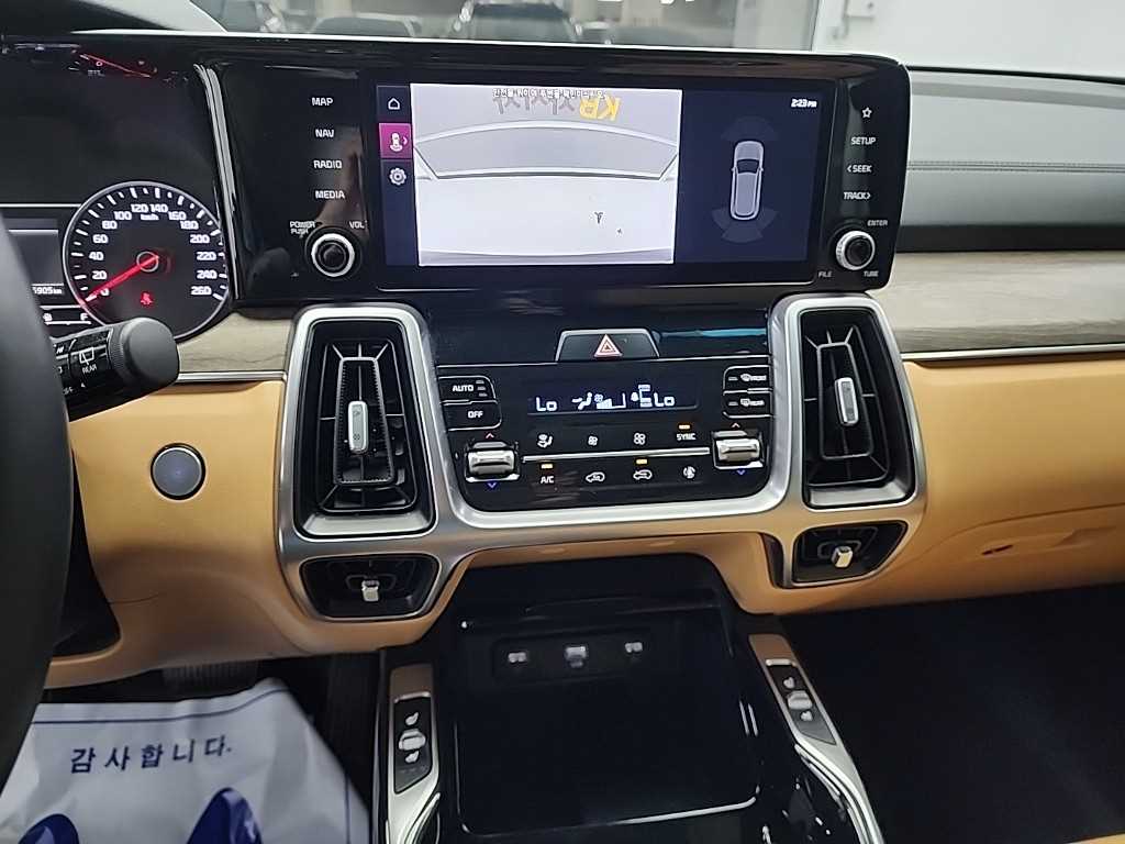 KIA Sorento - Vista 10