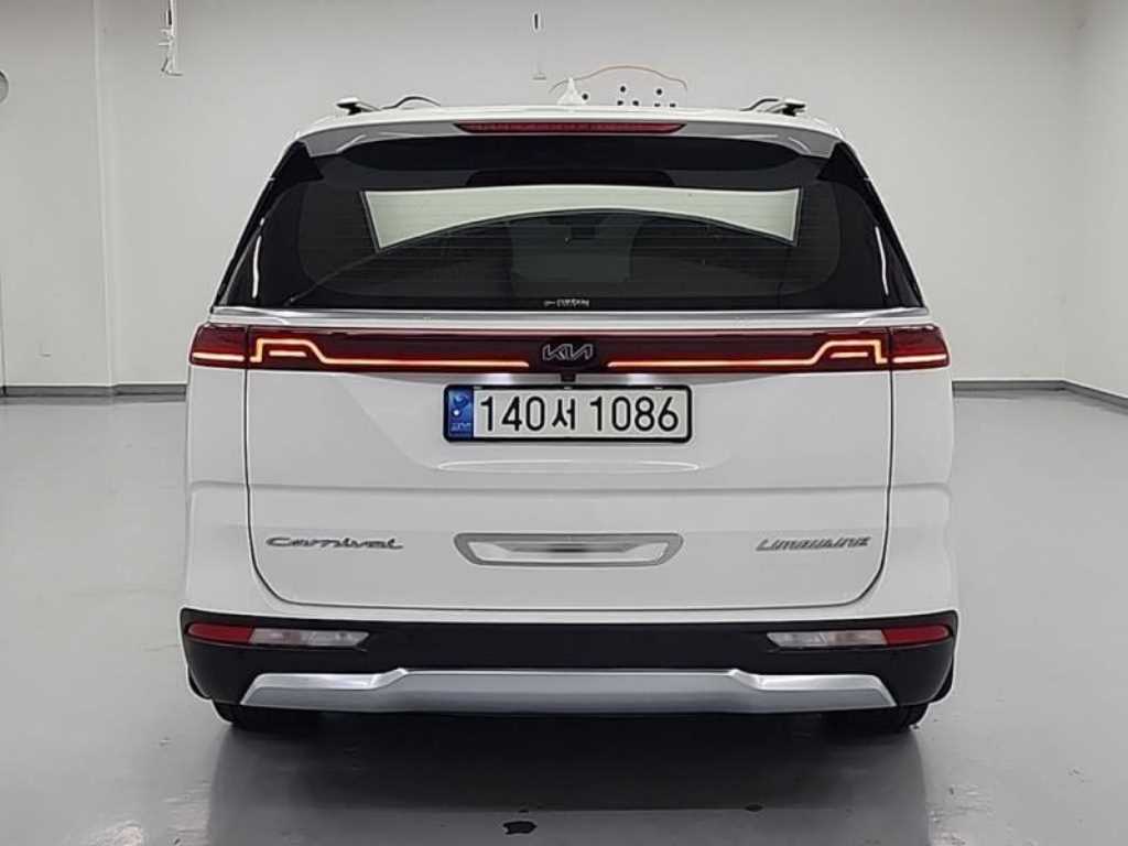 KIA Carnival - Vista 3