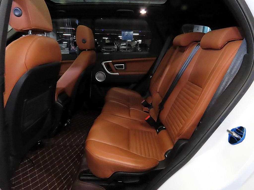 Land Rover Discovery Sports - Vista 7
