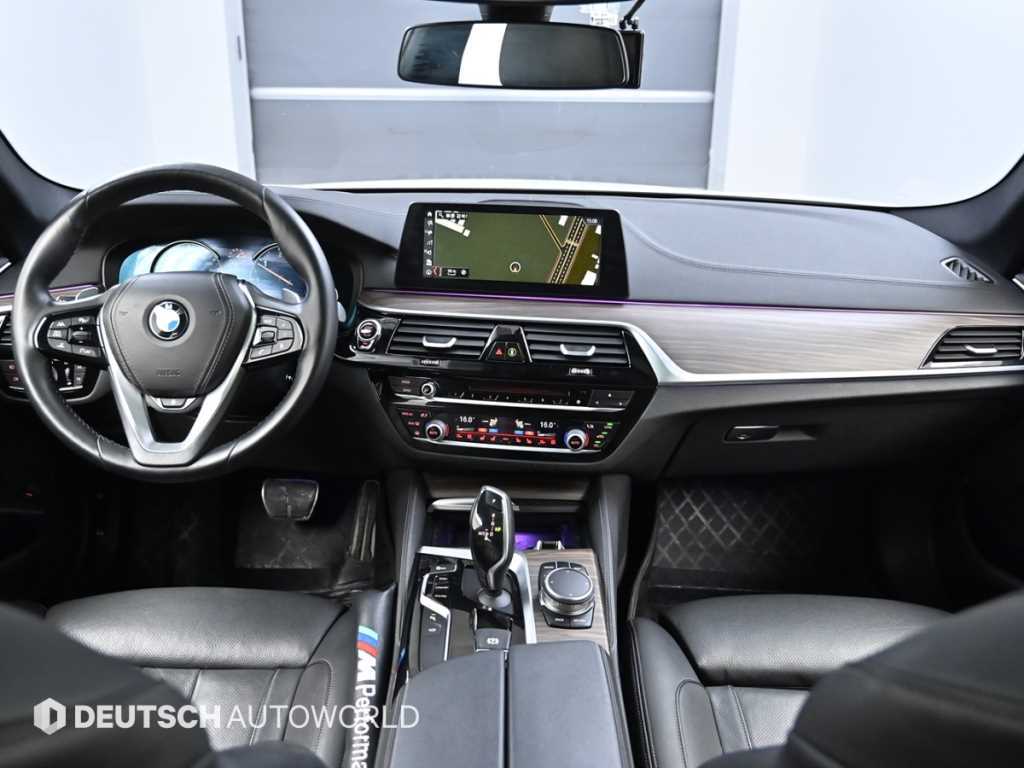 BMW 5 Series - Vista 7