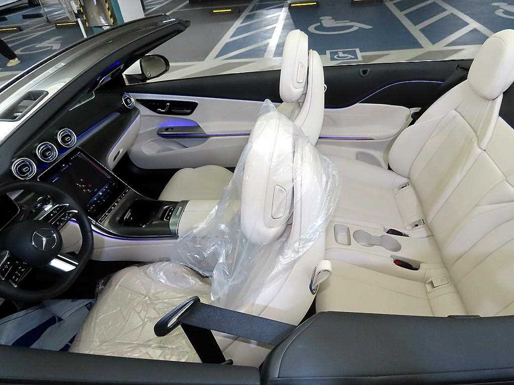 Mercedes Benz CLE Class - Vista 9