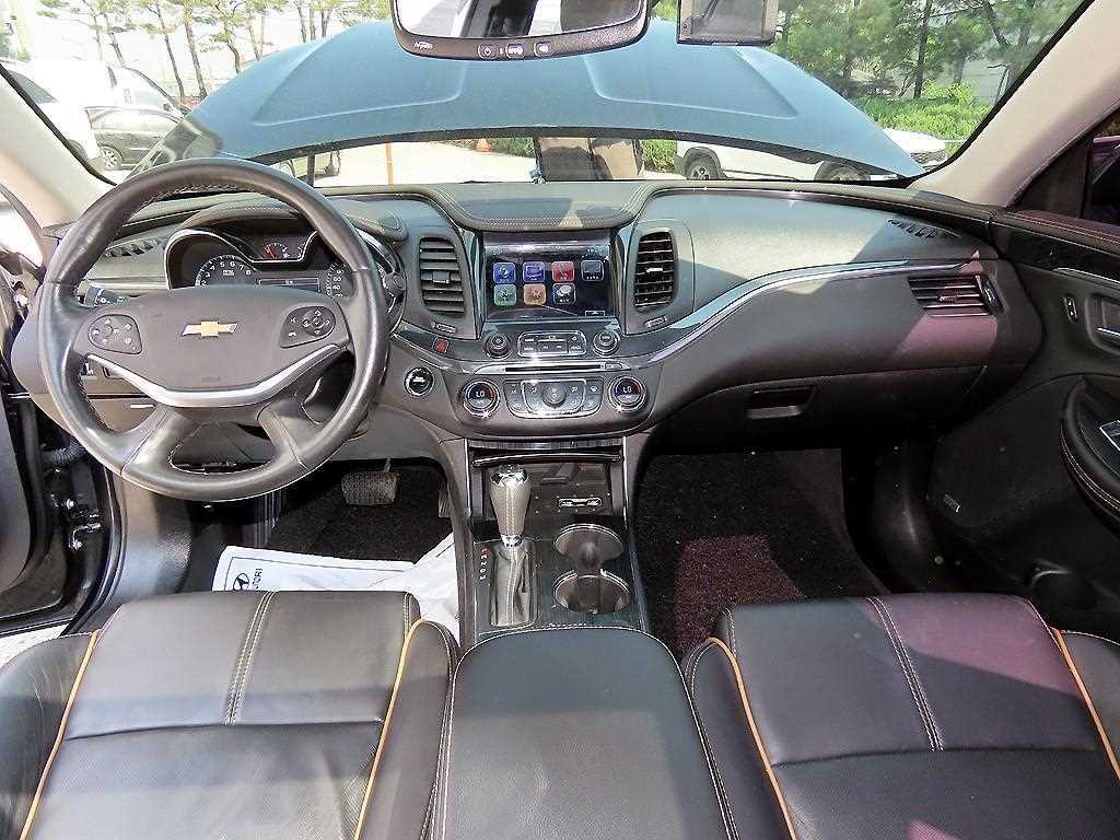 Chevrolet Impala - Vista 7