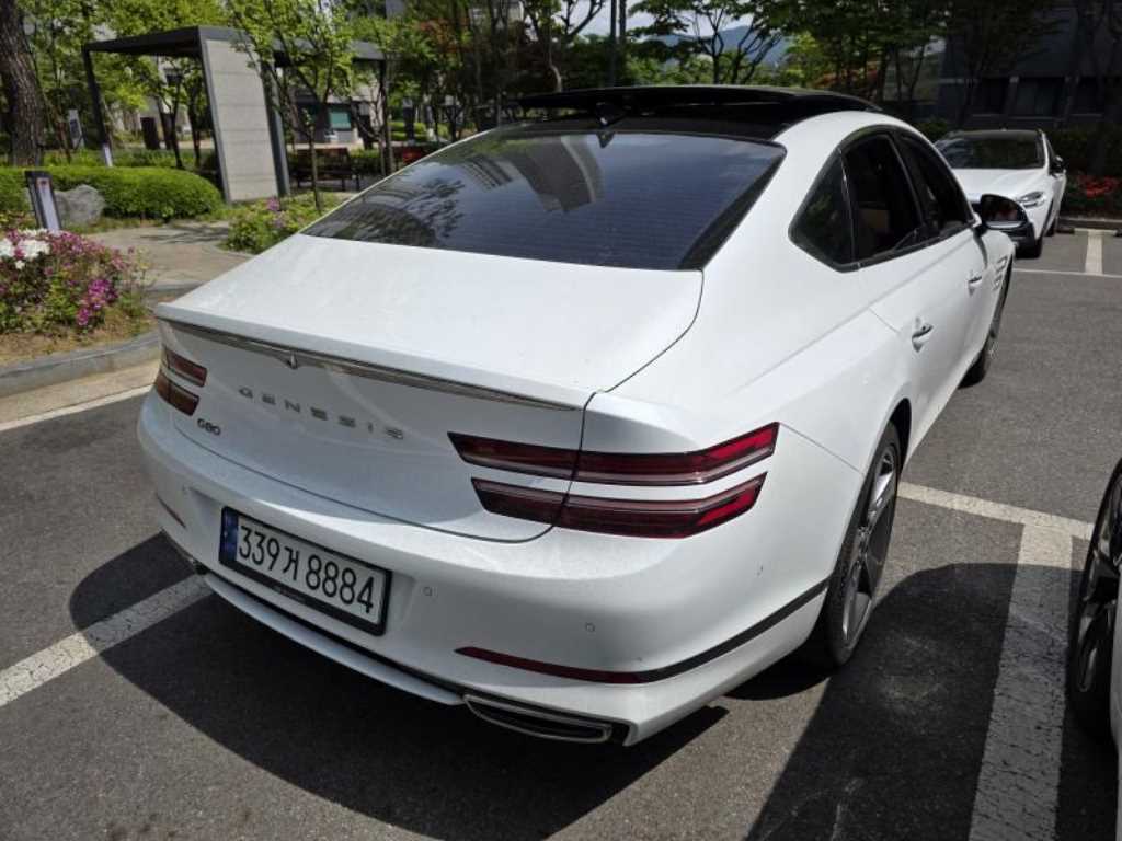 Genesis G80 - Vista 4