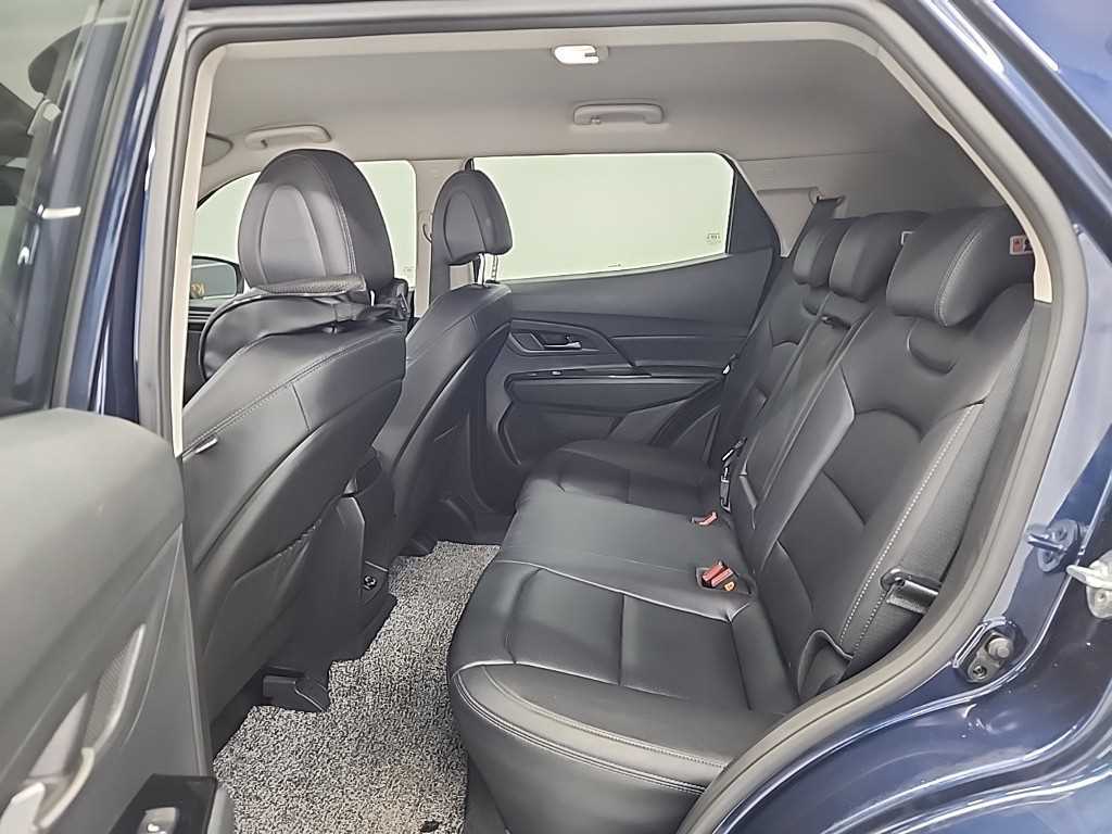 Ssangyong Korando - Vista 12
