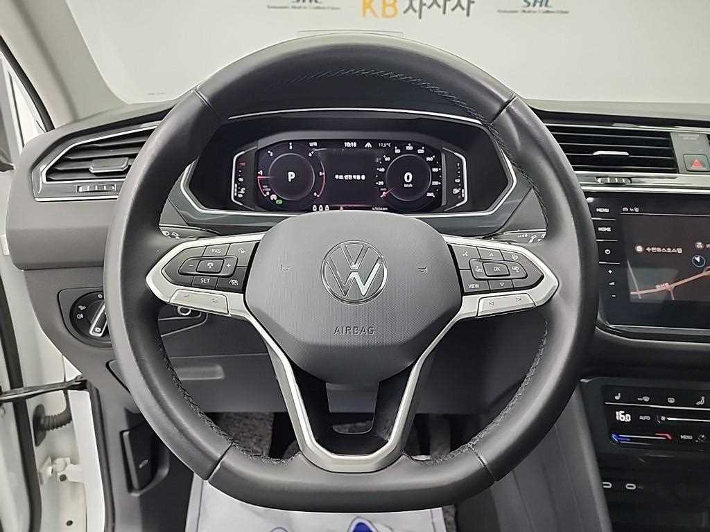 Volkswagen Tiguan - Vista 9