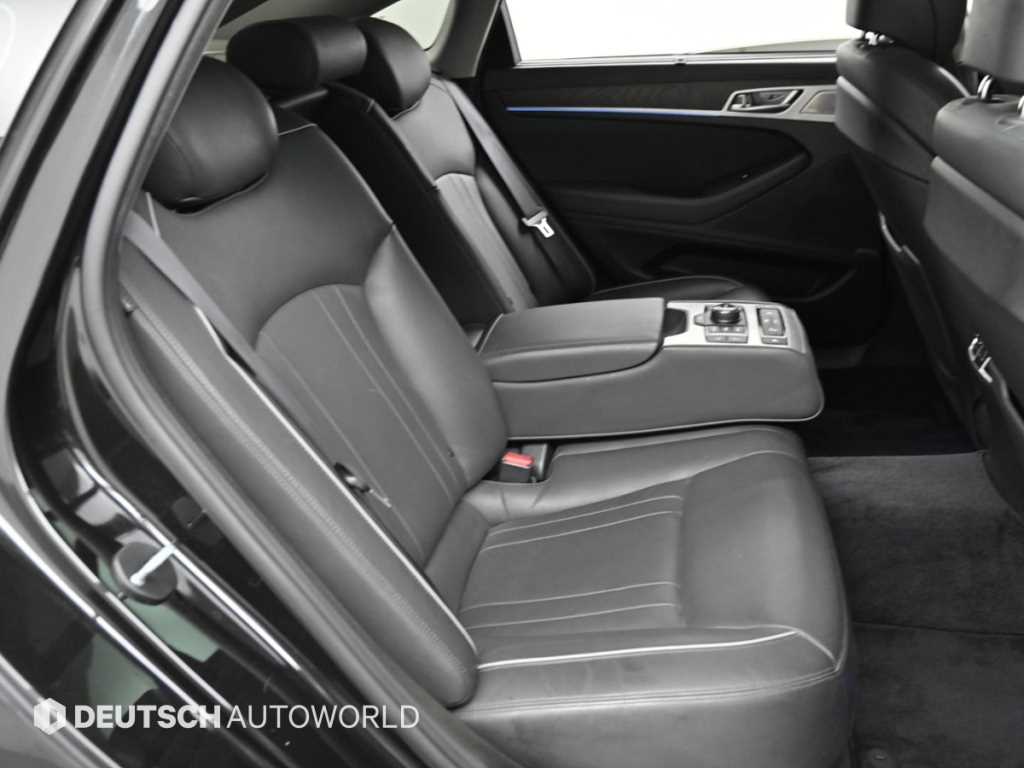 Genesis G80 - Vista 12