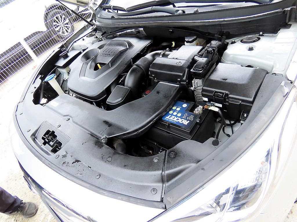 HYUNDAI Sonata 2015 Plateado - Importación desde Corea - HF Imports Iquique - Foto 18