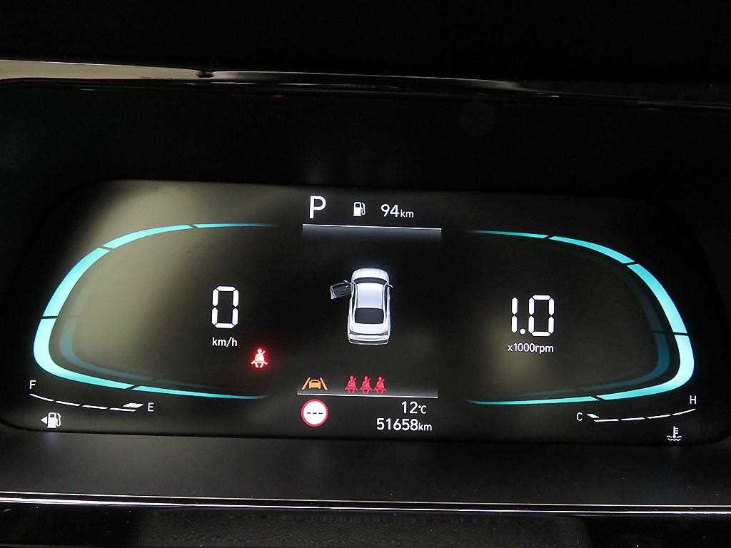 HYUNDAI Avante - Vista 10