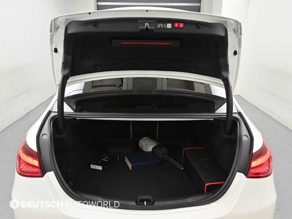 Mercedes Benz C Class 2024 Blanco - Importación desde Corea - HF Imports Iquique - Foto 19