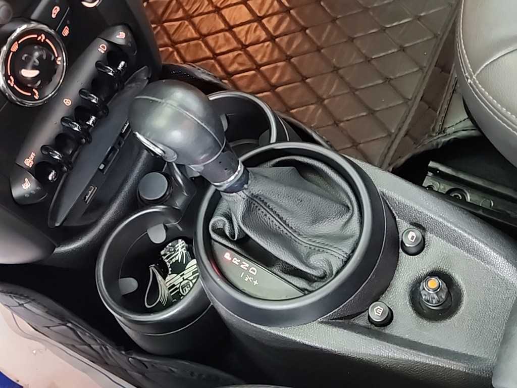 Mini Countryman - Vista 7