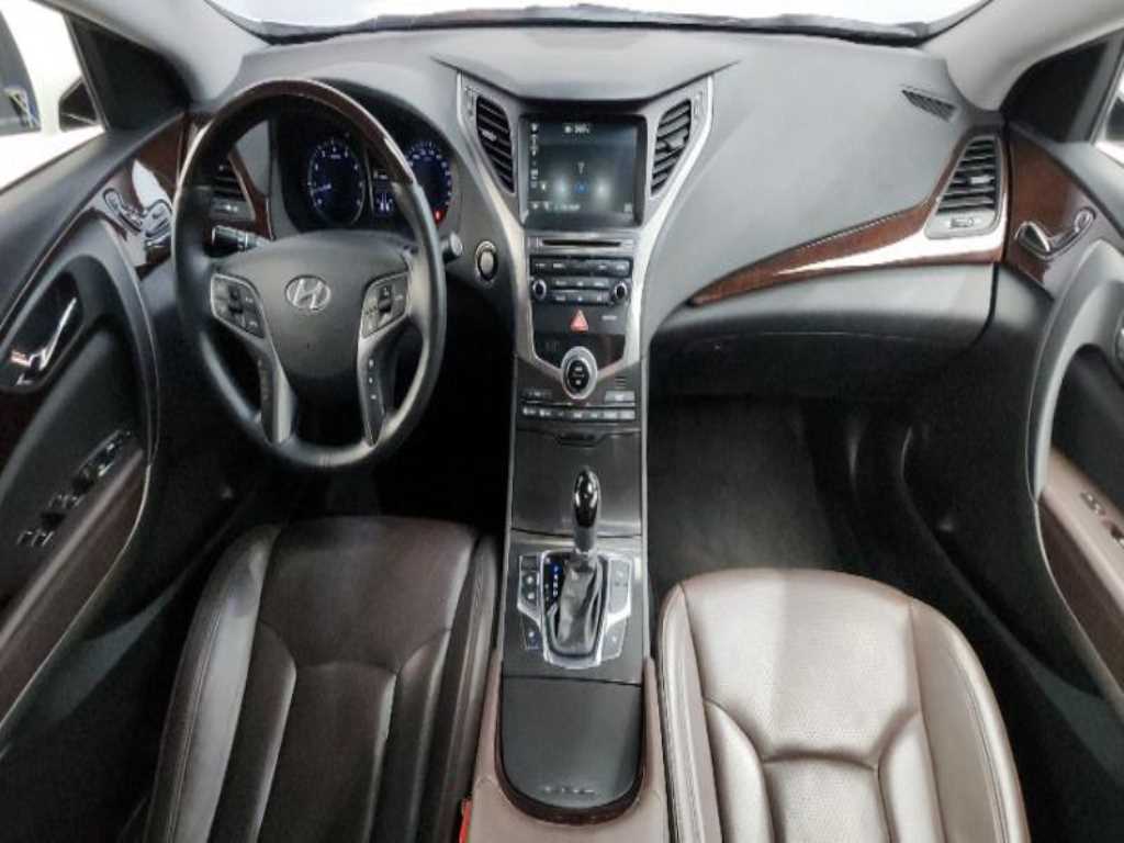 HYUNDAI Grandeur - Vista 5