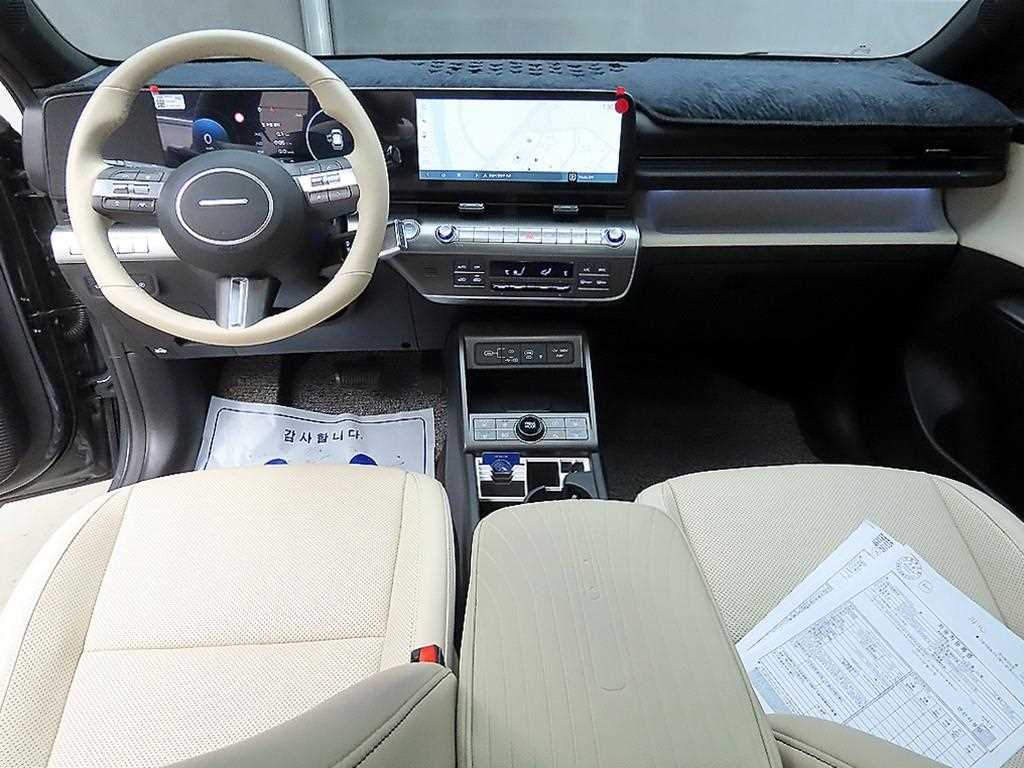 HYUNDAI Kona - Vista 7
