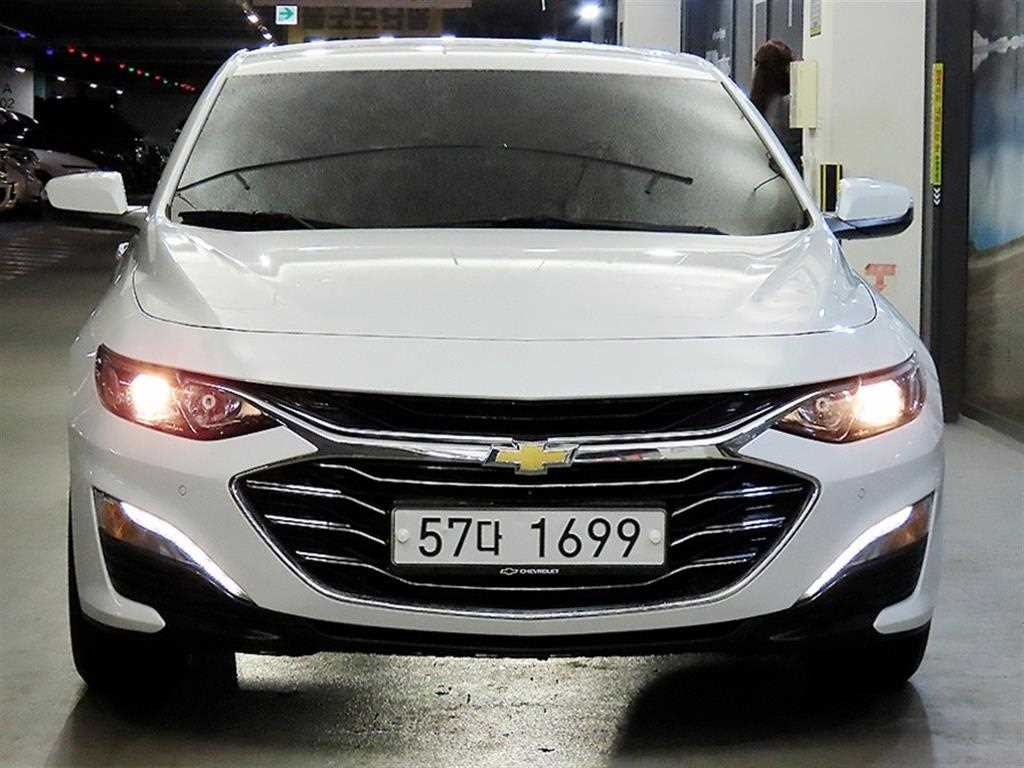 Chevrolet Malibu - Vista 2