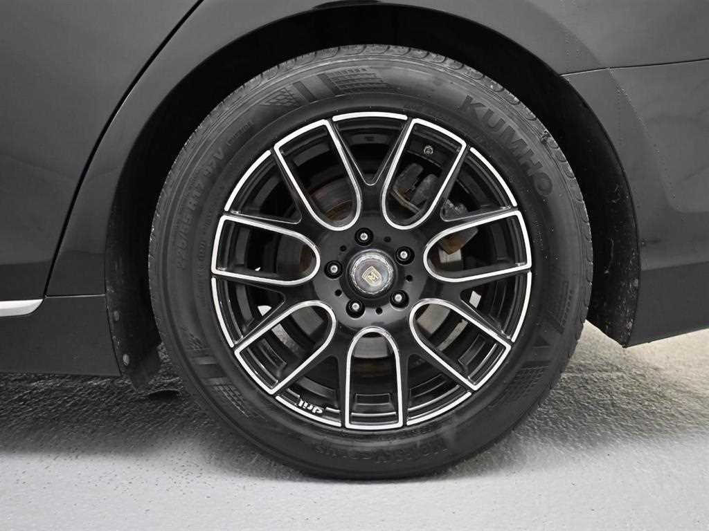 HYUNDAI Grandeur - Vista 5