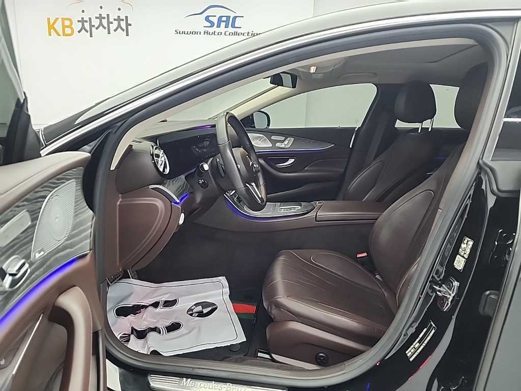 Mercedes Benz CLS Class - Vista 11