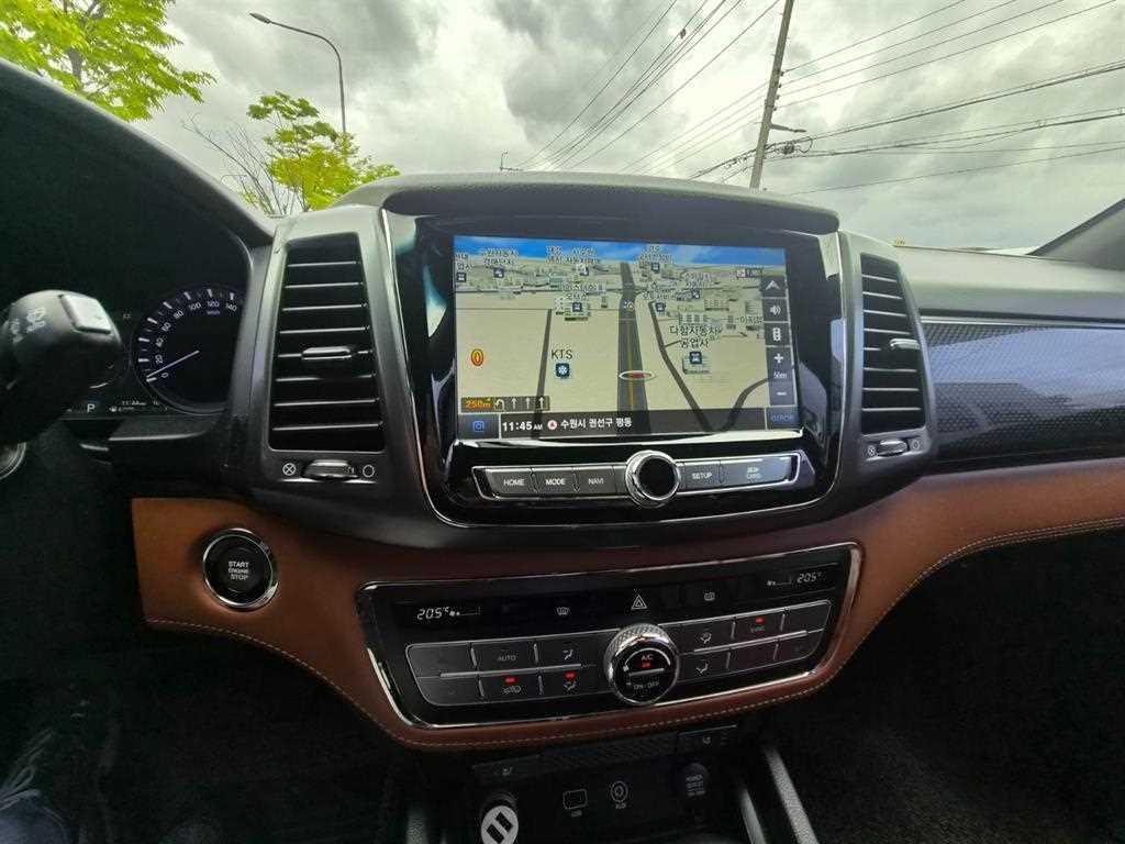 Ssangyong Rexton 2020 Blanco - Importación desde Corea - HF Imports Iquique - Foto 13