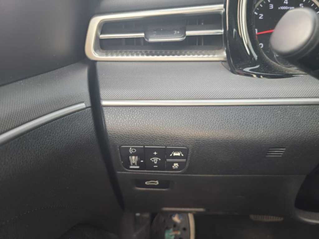 KIA K5 - Vista 10