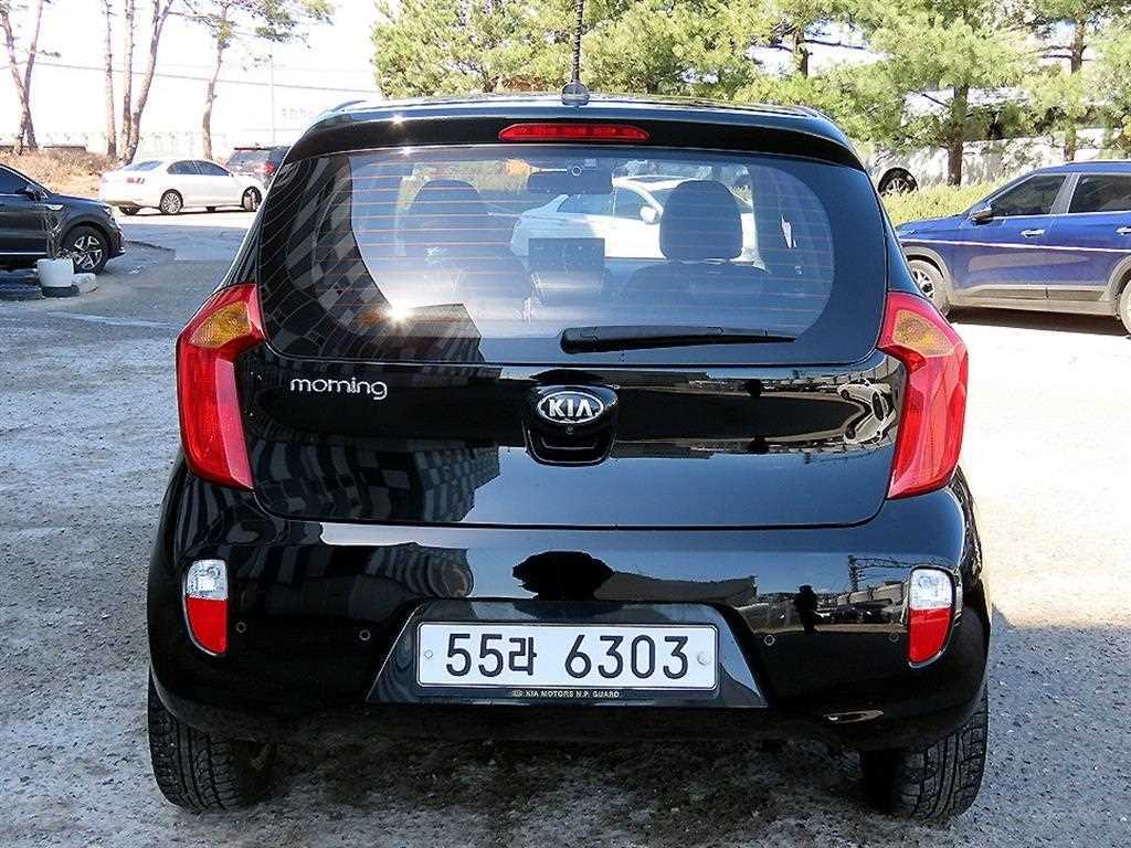 KIA Morning - Vista 4