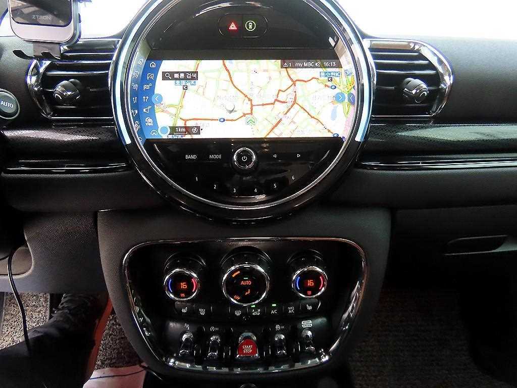 Mini Clubman - Vista 12