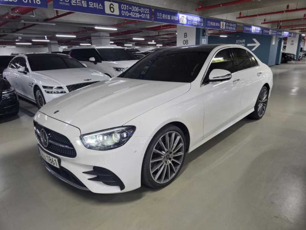 Mercedes Benz E class - Vista 3