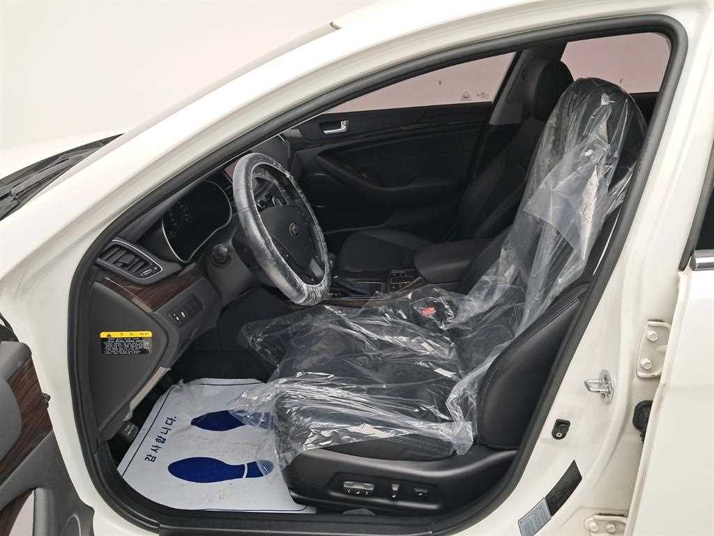 KIA K7 - Vista 11