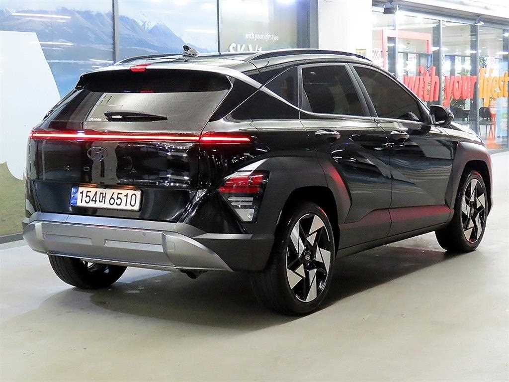 HYUNDAI Kona - Vista 4