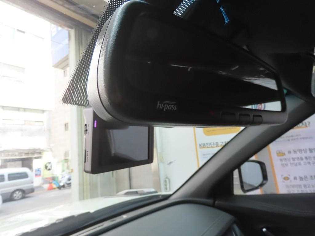 Ssangyong Torres - Vista 11