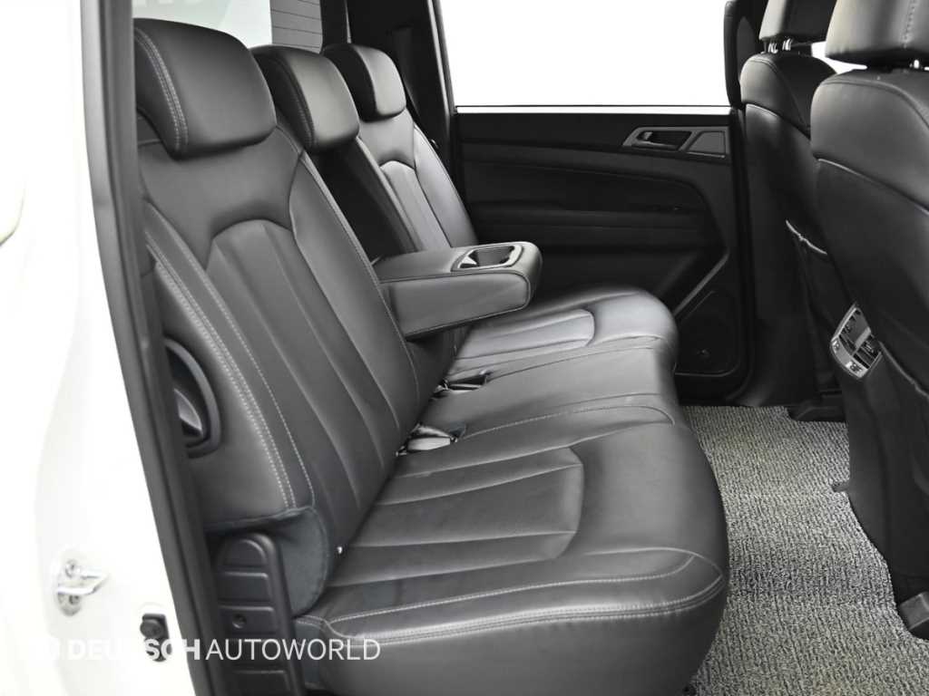 Ssangyong Rexton - Vista 11