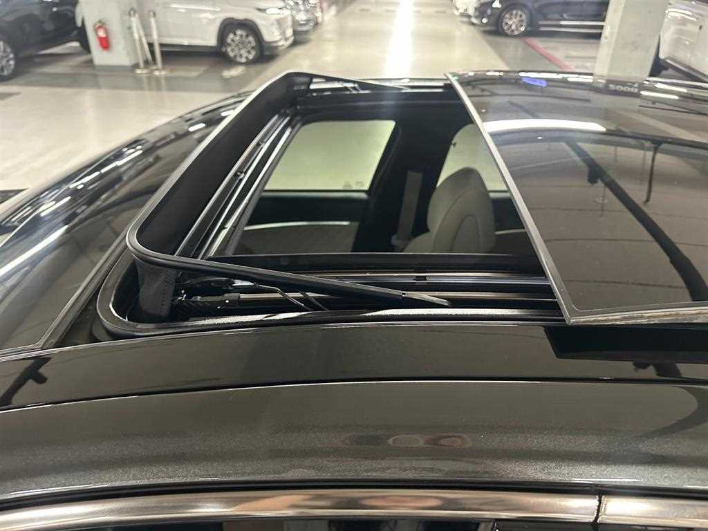 Genesis G70 - Vista 7
