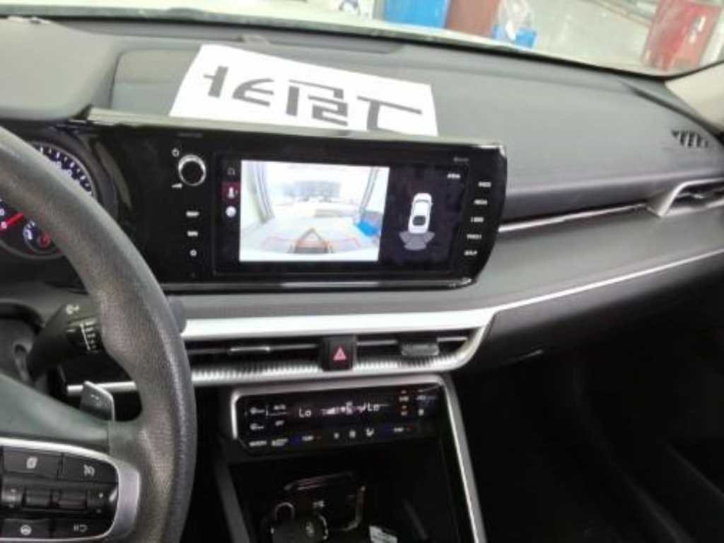 KIA K5 - Vista 4