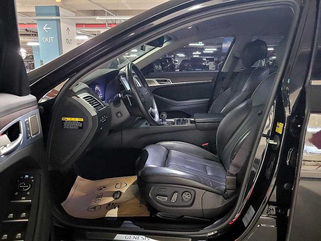 Genesis G80 - Vista 7