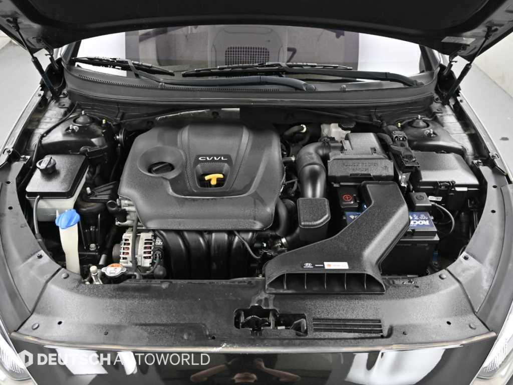 HYUNDAI Sonata - Vista 6