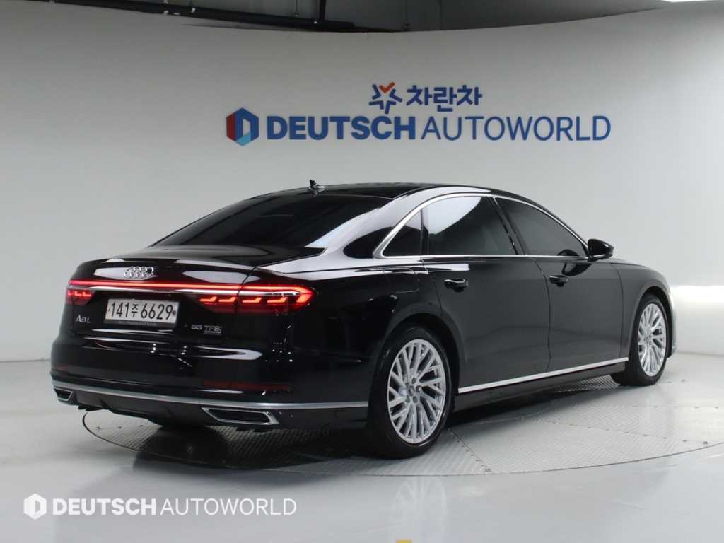 Audi A8 - Vista 4