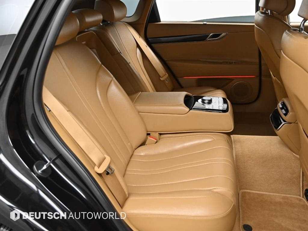 Genesis G80 - Vista 12